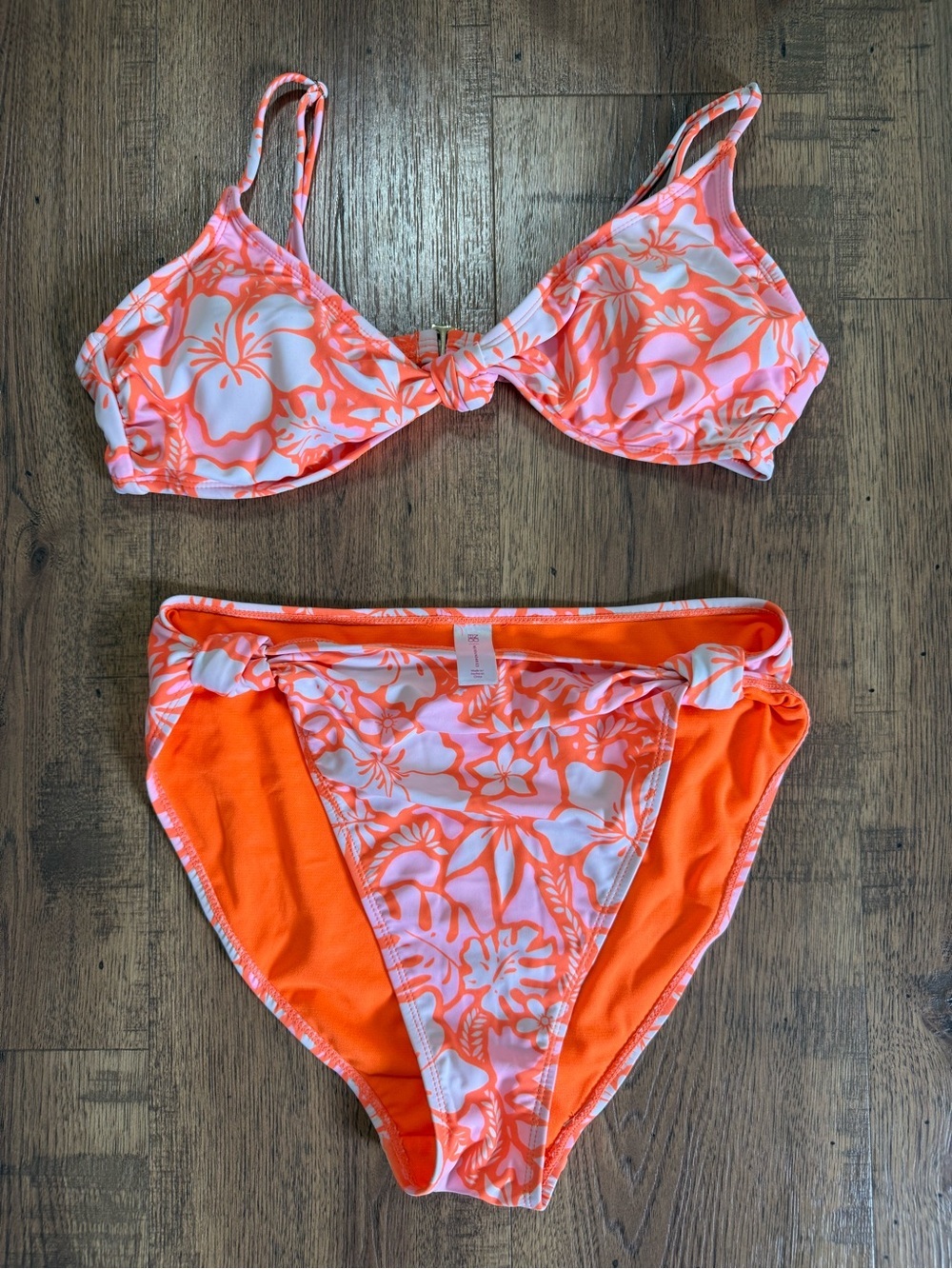 NO BOUNDARIES Orange and White Floral Bikini Set 2-Piece Lined Stretch M B Cup